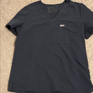 Figs Women’s Charcoal Gray V-Neck Catarina One Pocket